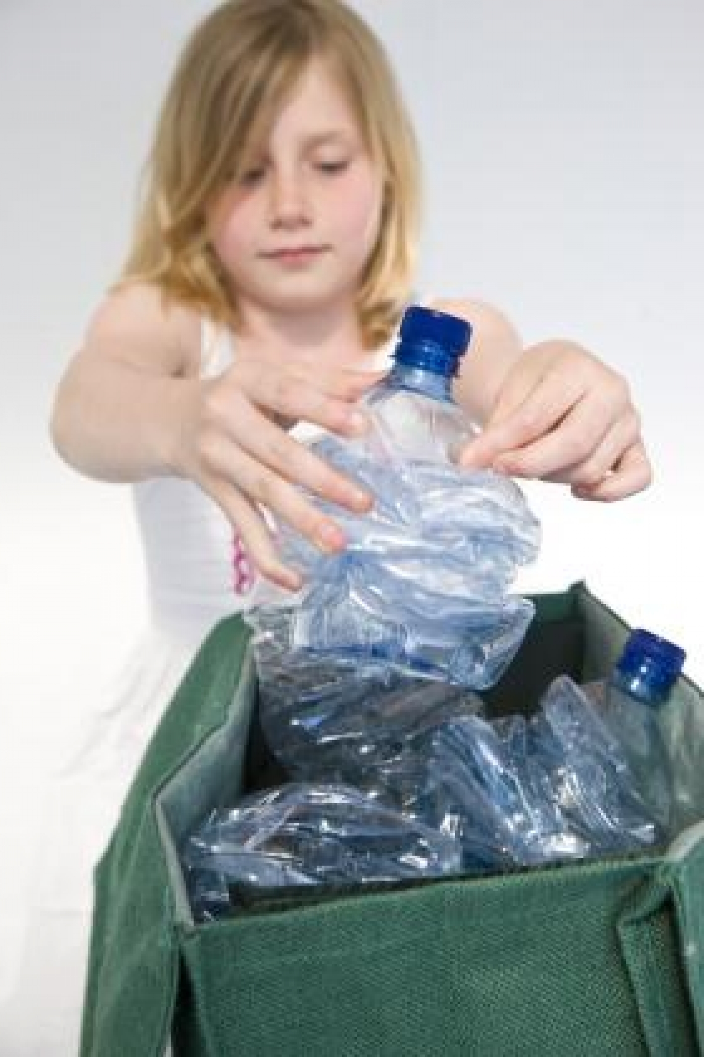 foto afvalscheiden plastic flessen